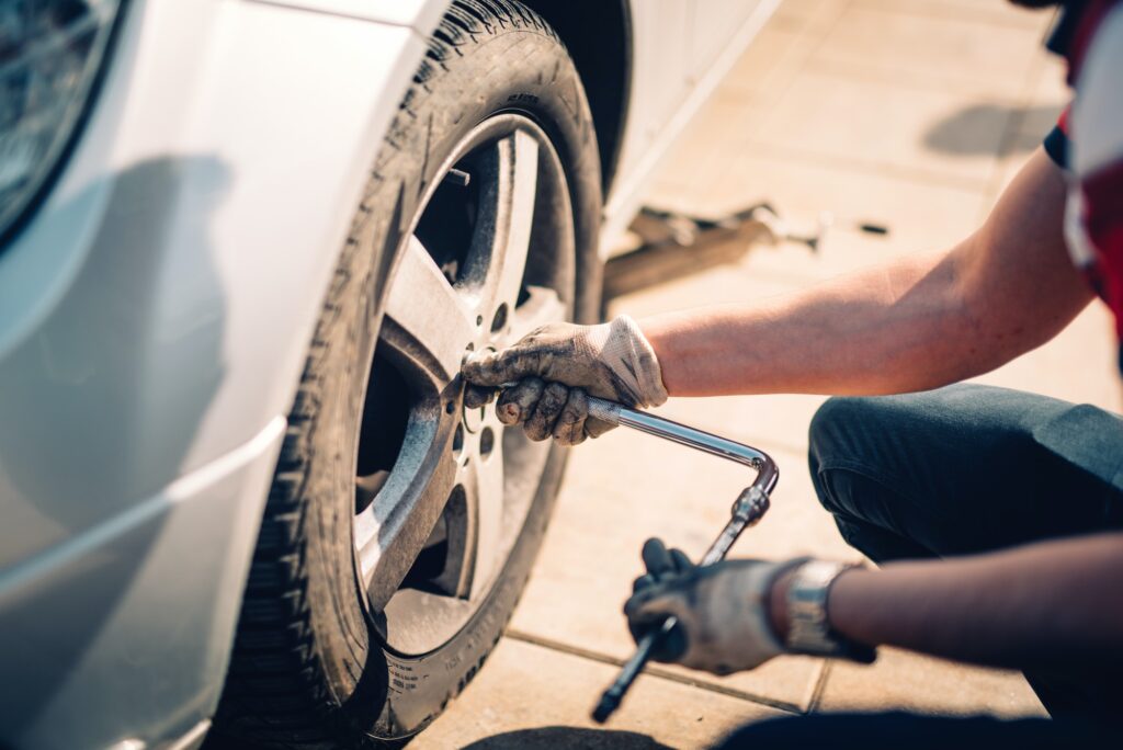 Mastering the Process of Tyre Fitting