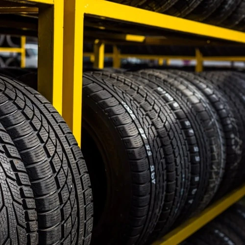 How to Find the Best Tyre Shop in Abu Dhabi: Shopper’s Checklist