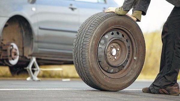 How to Extend the Life of Your Tyres in UAE Weather